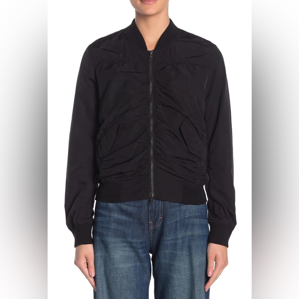 Vince Shrunken Crop Bomber Jacket, Black in Small, MSRP
$475